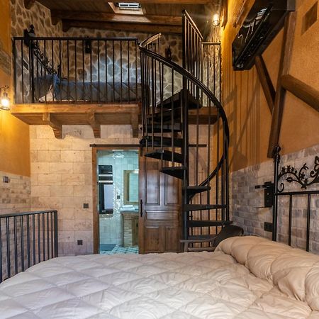 Apartamento Divino Morales Plasencia Luaran gambar